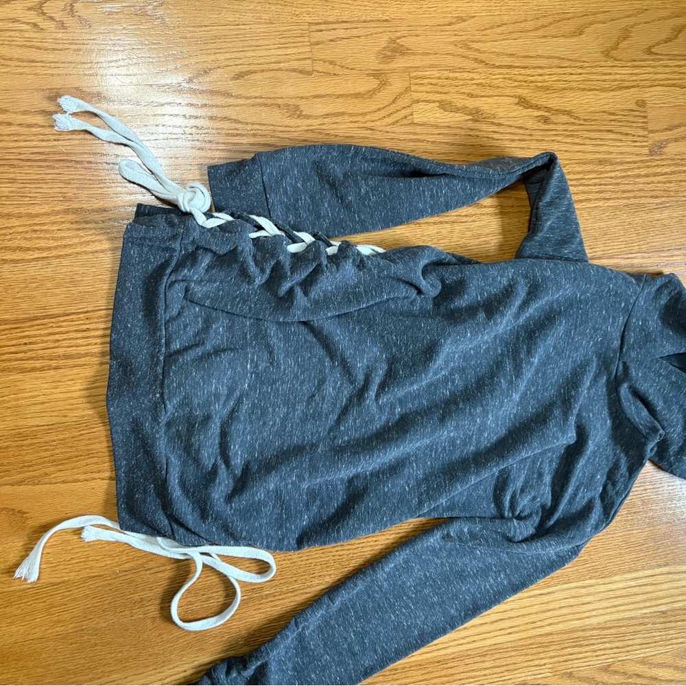 Gray oversized hoodie with Tie side details